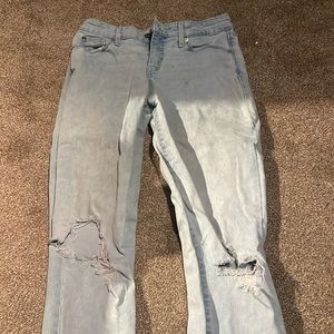Denizen from Levi’s mid rise boyfriend jeans size 2